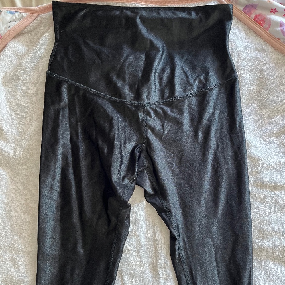 Belly bandit high shine postpartum leggings